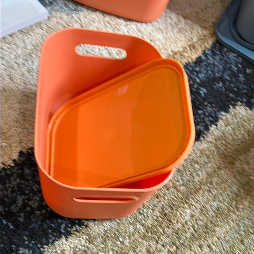 Orange Stackable Organizer Bin w/Fitted Lid 10